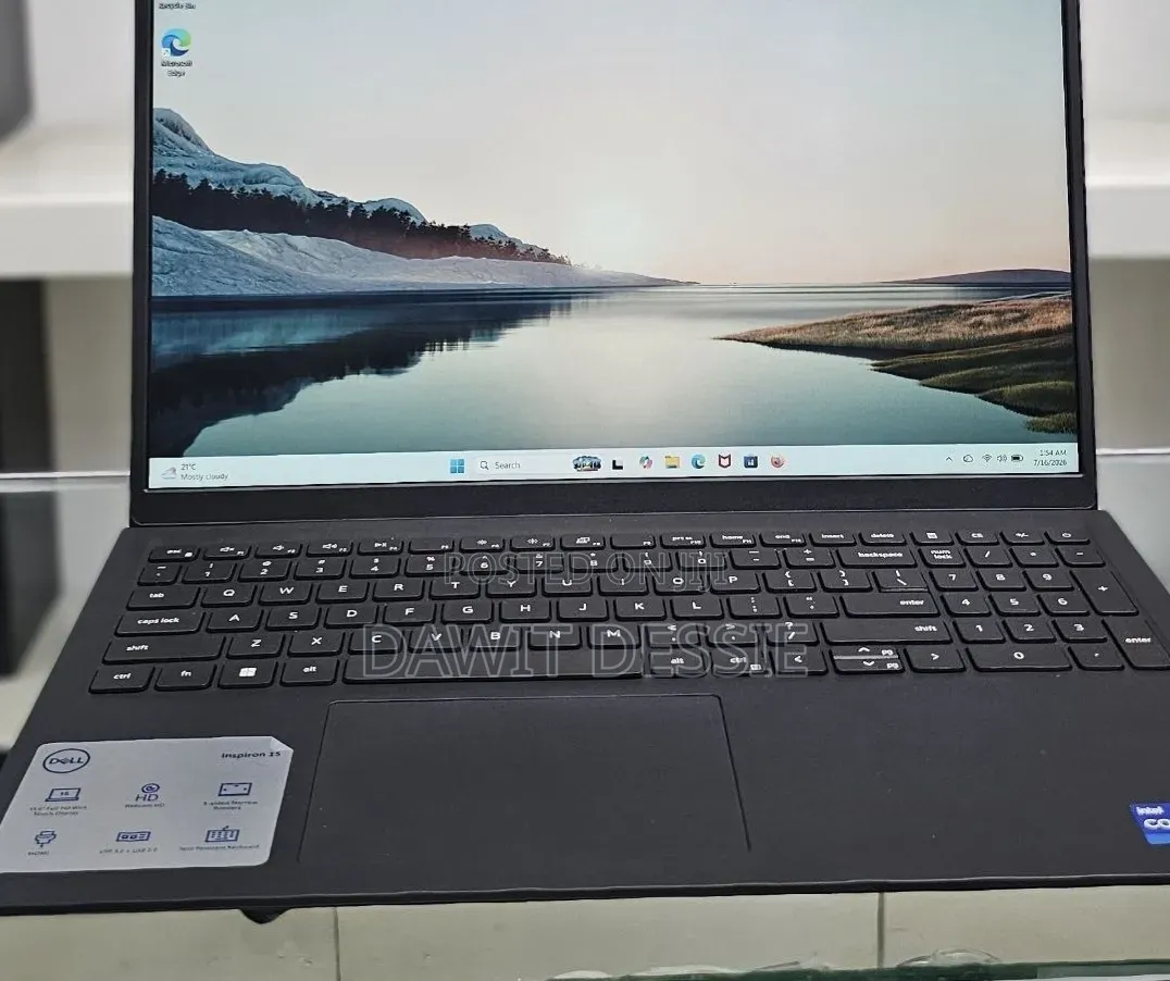 New Laptop Dell Inspiron 15 16GB Intel Core i7 SSD 512GB