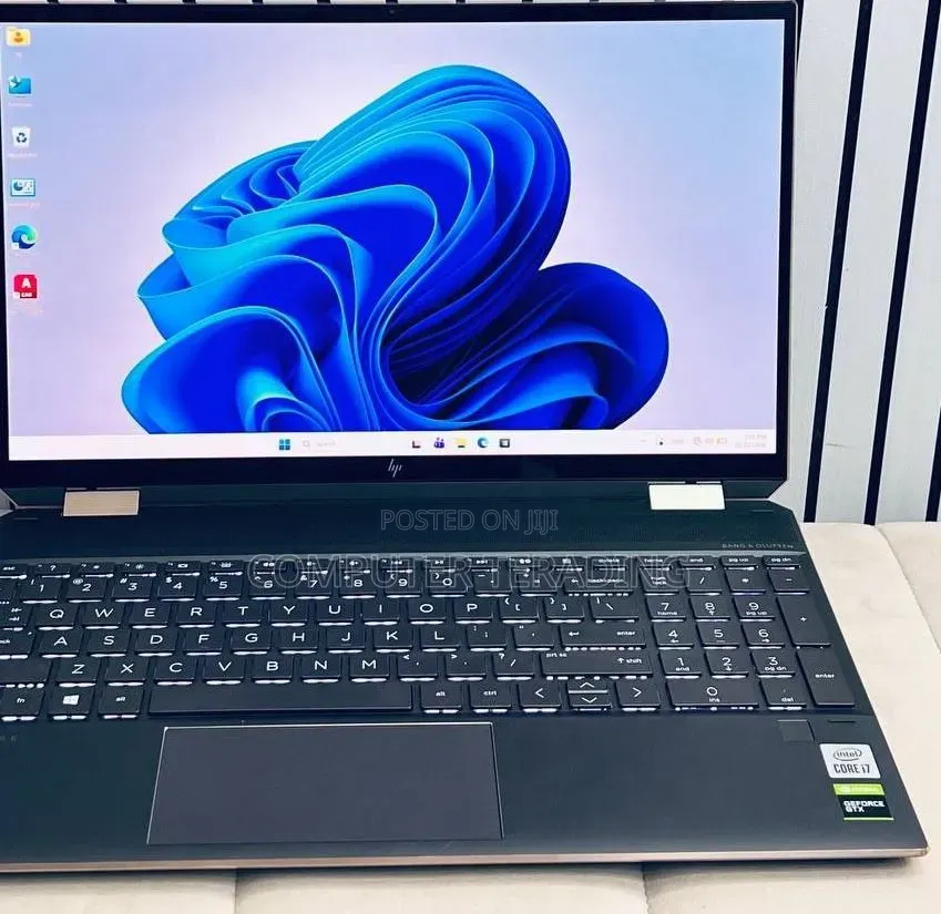 New Laptop HP Spectre 16GB Intel Core i7 SSD 512GB