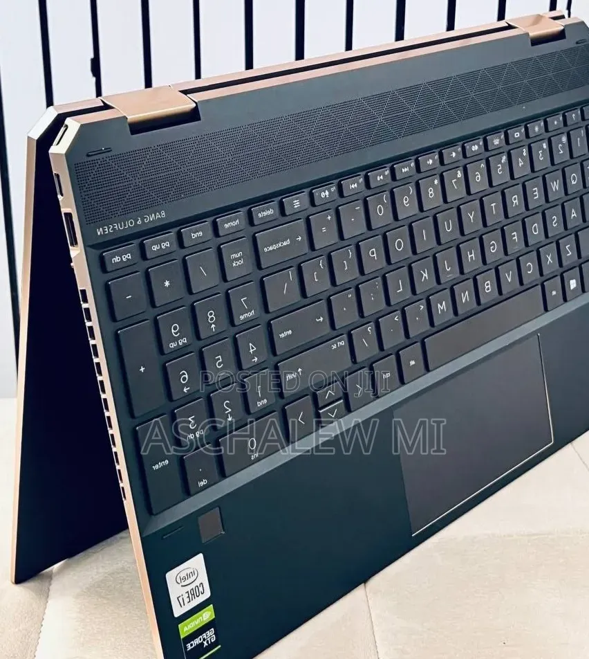 New Laptop HP Spectre X360 16GB Intel Core i7 SSD 512GB