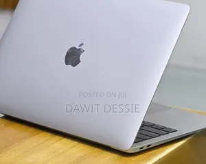 New Laptop Apple MacBook Air 2020 M1 8GB Apple M1 SSD 256GB