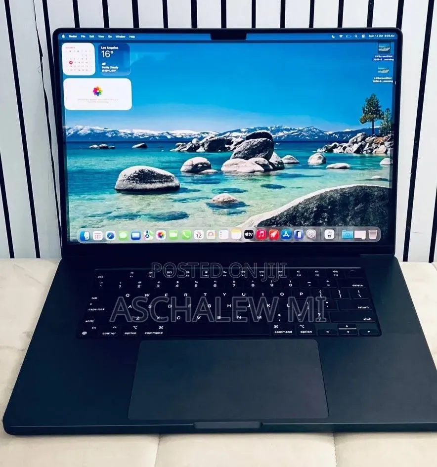 New Laptop Apple MacBook Pro 2023 M3 Pro 18GB Apple M3 Pro SSD 512GB
