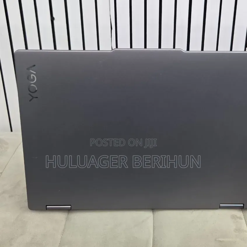 New Laptop Lenovo Yoga Slim 7 16GB AMD Ryzen 7 SSD 512GB