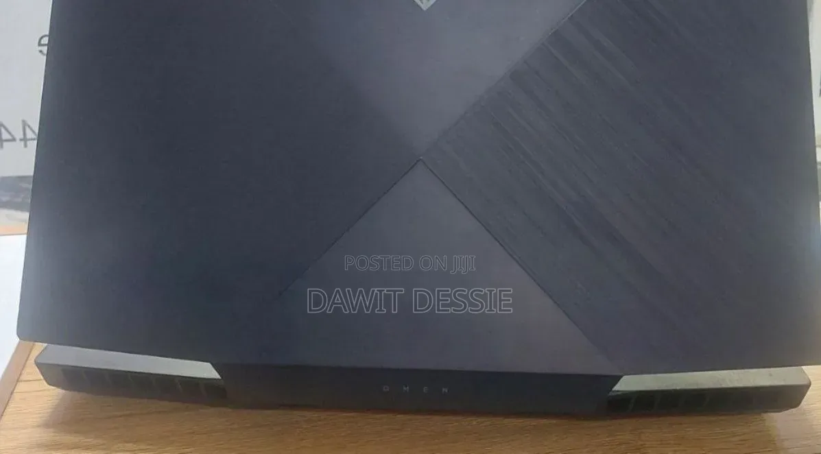 New Laptop HP Omen 17 16GB Intel Core i7 SSD 512GB