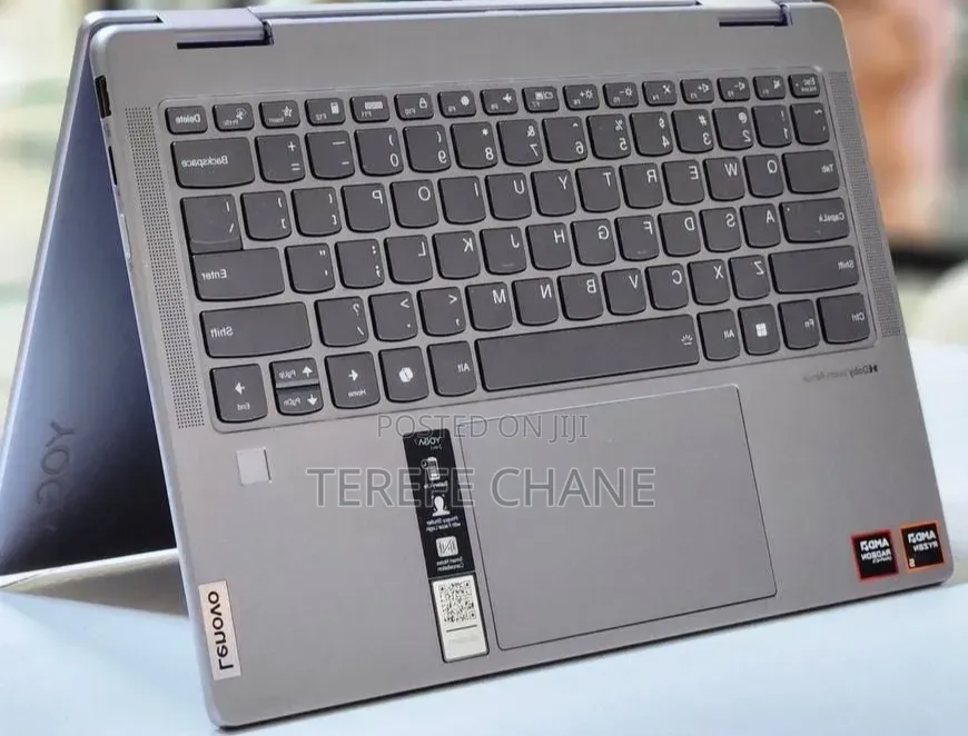 New Laptop Lenovo Yoga Slim 7 16GB AMD Ryzen 7 SSD 512GB