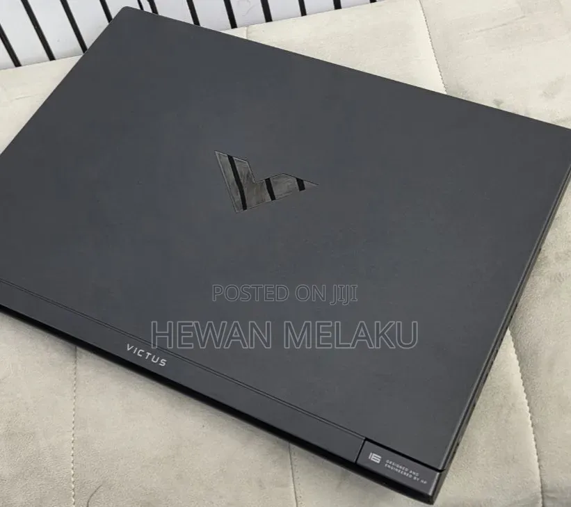 New Laptop HP Victus 16 16GB Intel Core i7 SSD 512GB