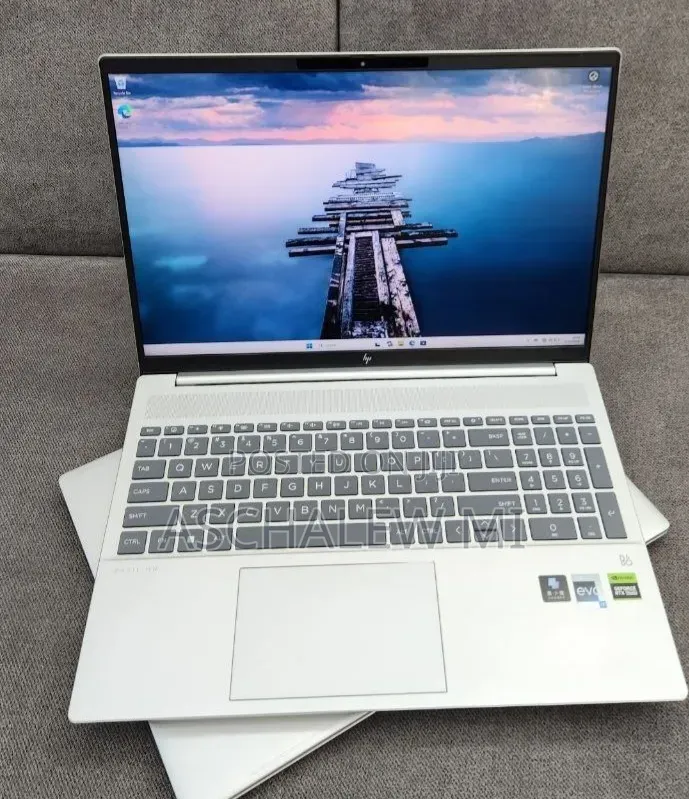 New Laptop HP Pavilion 15 16GB Intel Core i7 SSD 1T