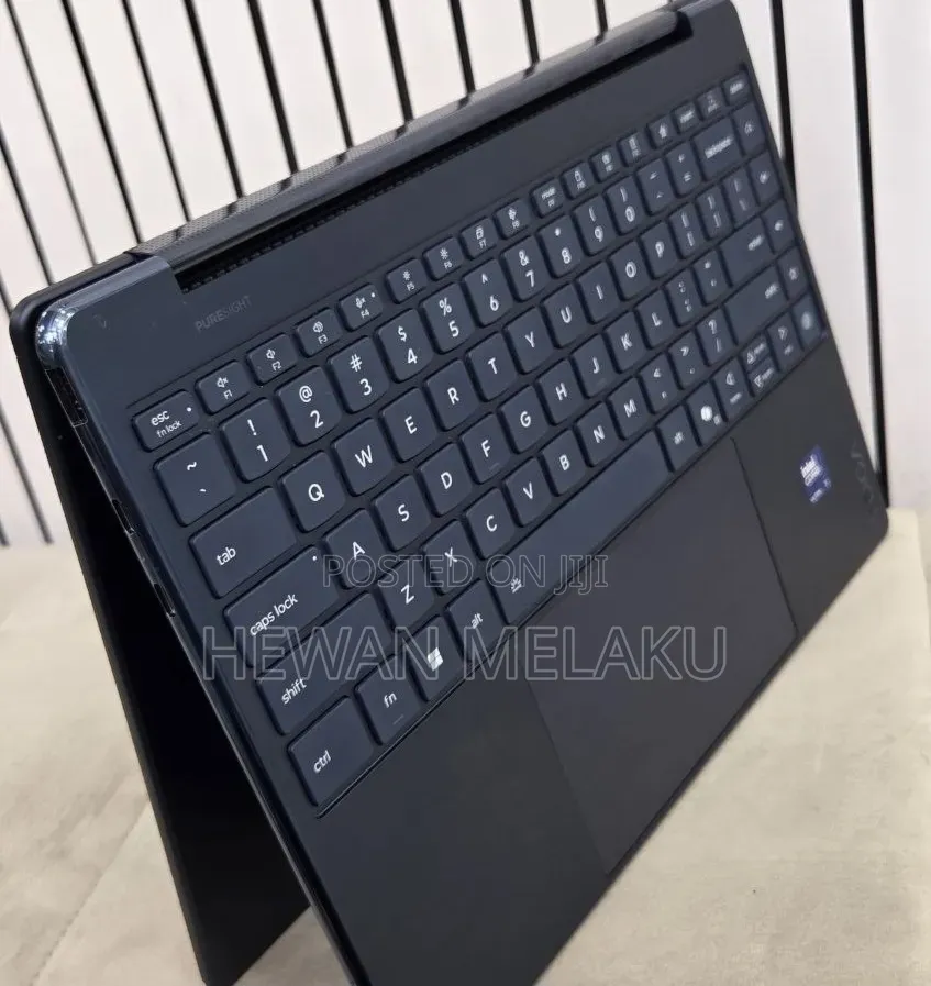 New Laptop Lenovo Yoga 9i 32GB Intel Core Ultra 7 SSD 1T