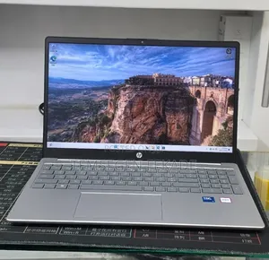 New Laptop HP Stream Notebook 16GB Intel Core 5 SSD 512GB