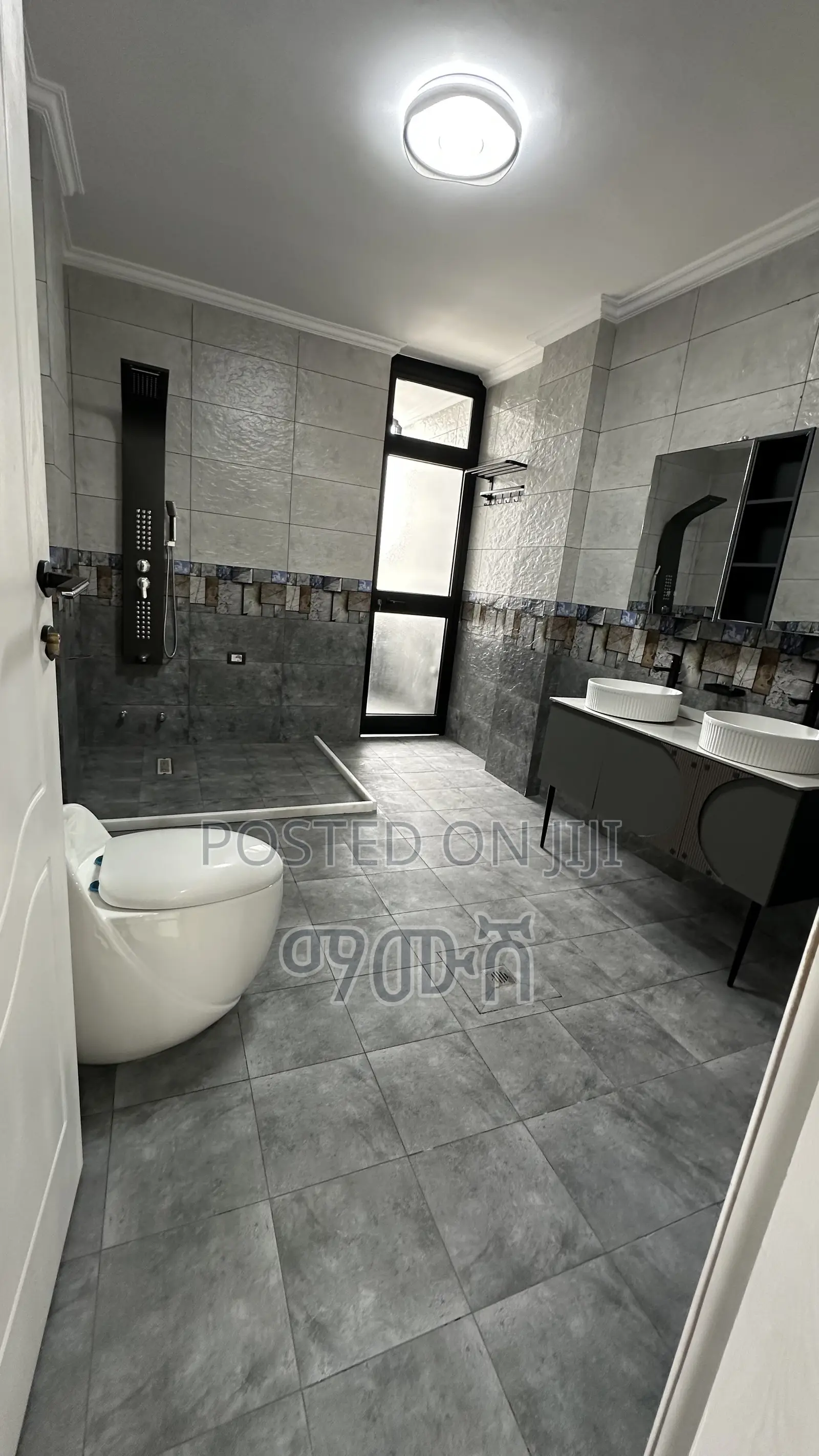 Furnished 7bdrm House in አያት, Bole for sale