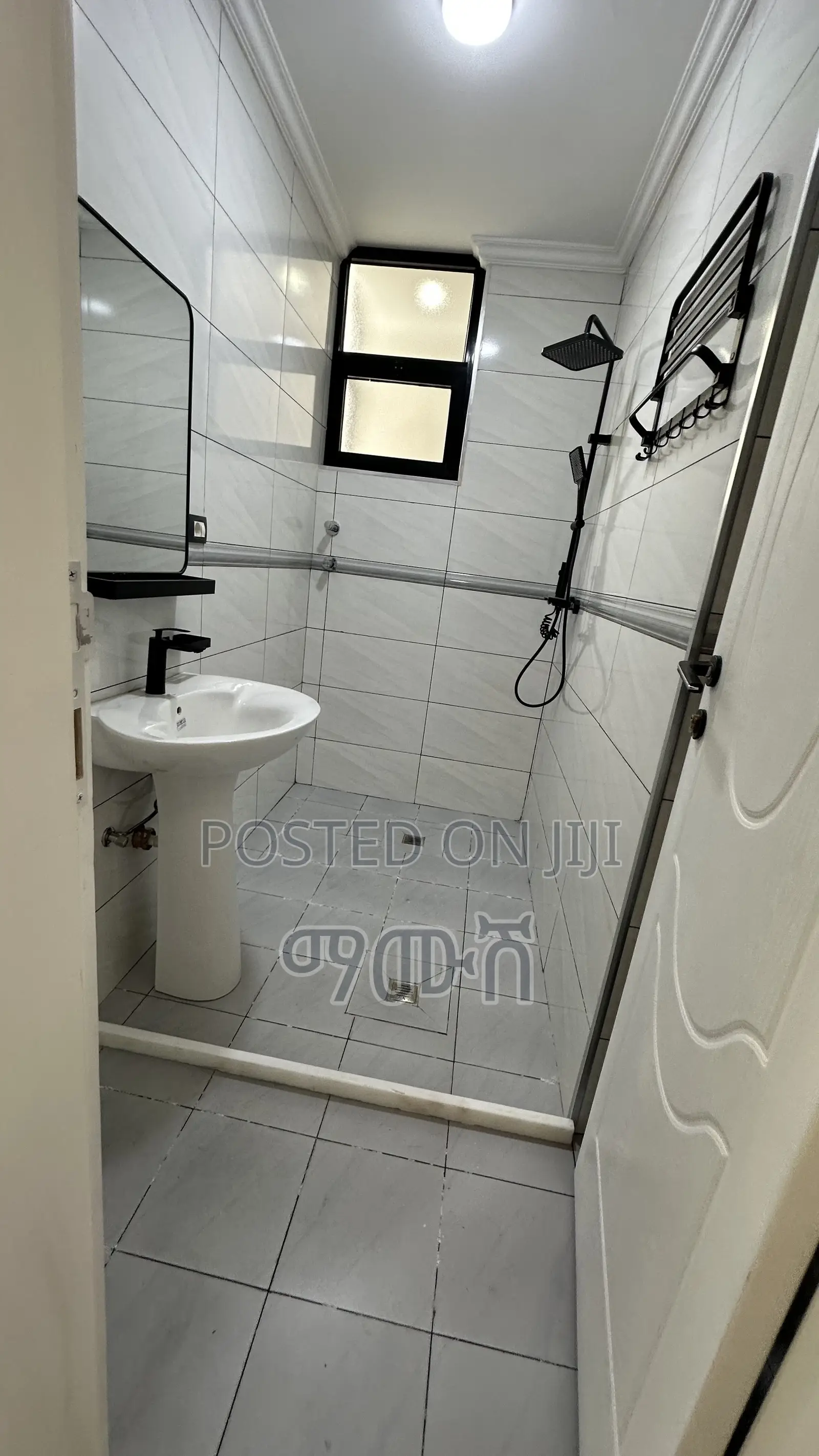 Furnished 7bdrm House in አያት, Bole for sale