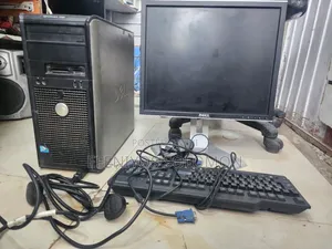 Desktop Computer Dell OptiPlex 780 4GB Intel Xeon HDD 500GB