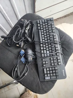 Desktop Computer Dell OptiPlex 780 4GB Intel Xeon HDD 500GB