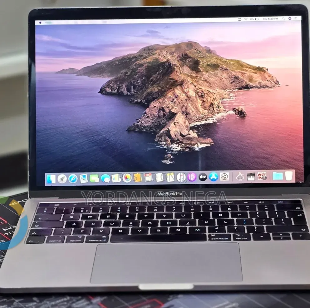 New Laptop Apple MacBook Pro 2019 16GB Intel Core i7 SSD 512GB