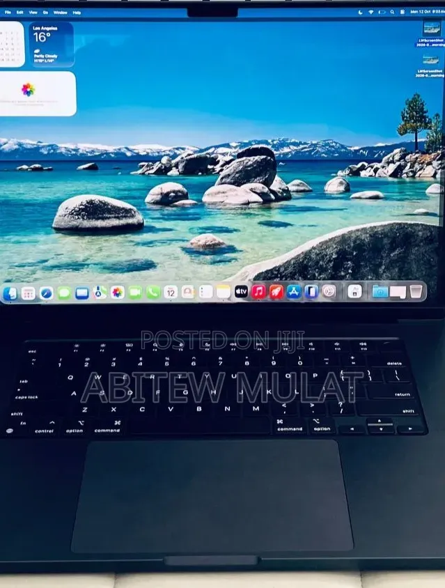 New Laptop Apple MacBook Pro 2023 M3 18GB Apple M3 Pro SSD 512GB