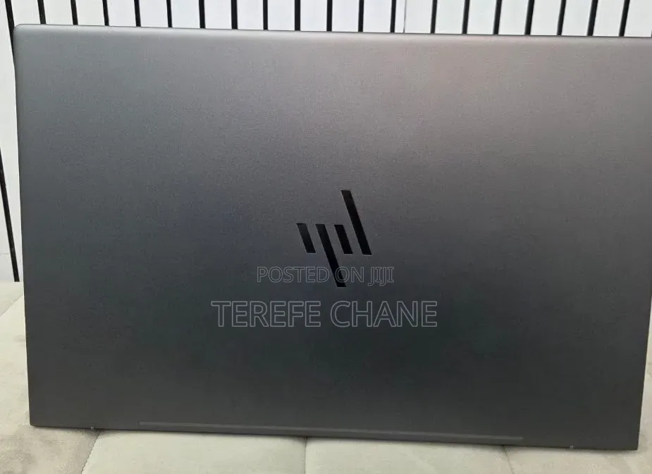 New Laptop HP Envy 17 16GB Intel Core Ultra 7 SSD 512GB