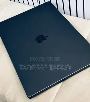 New Laptop Apple MacBook Pro 2023 M3 18GB Apple M3 Pro SSD 512GB