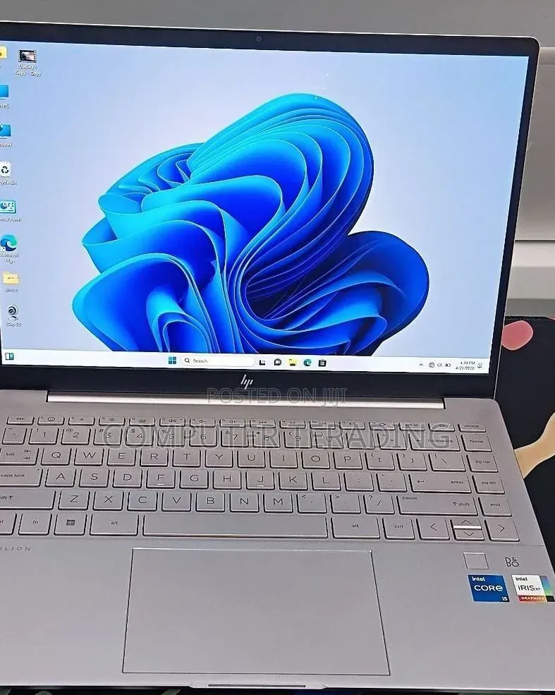 New Laptop HP Pavilion 15 16GB Intel Core i5 SSD 1T