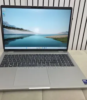 New Laptop Dell Pro Plus 16 16GB Intel Core Ultra 7 SSD 512GB