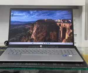 New Laptop HP Stream Notebook 16GB Intel Core i5 SSD 512GB