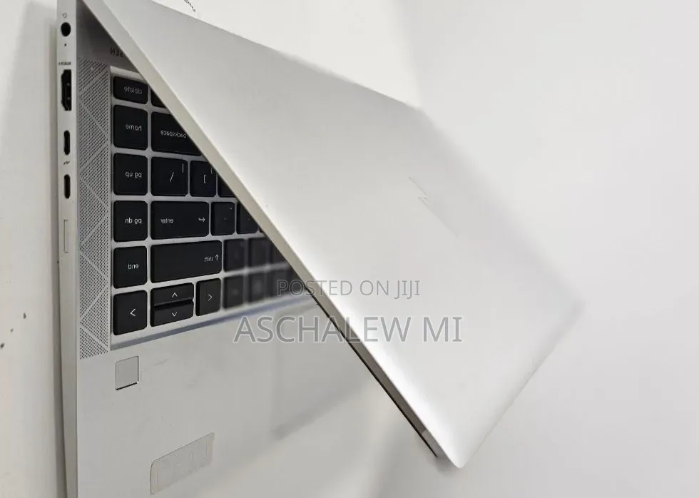 New Laptop HP EliteBook 840 G8 16GB Intel Core i7 SSD 512GB