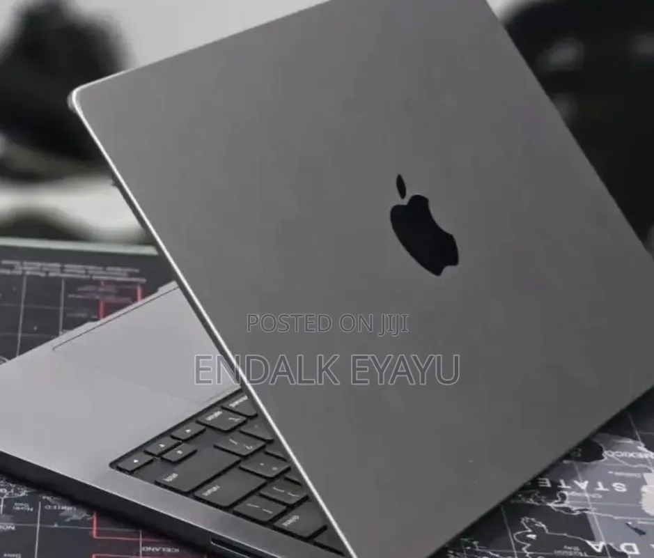 New Laptop Apple MacBook Pro 2024 M4 24GB Apple M4 Pro SSD 1T