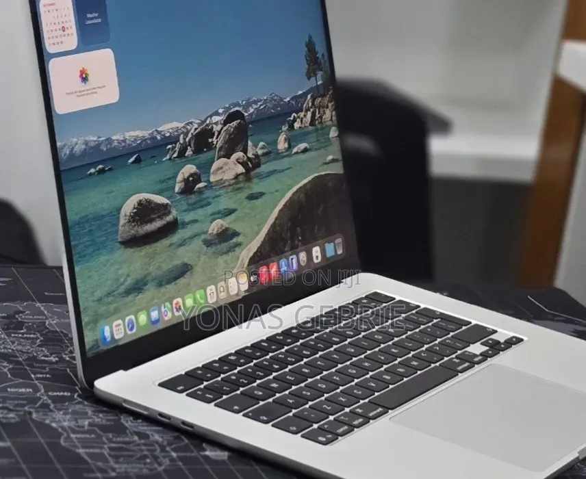 New Laptop Apple MacBook 16GB Apple M5 SSD 512GB