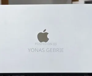 New Laptop Apple MacBook 16GB Apple M5 SSD 512GB