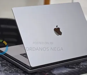 New Laptop Apple MacBook Pro 2021 M1 32GB Apple M1 Pro SSD 512GB