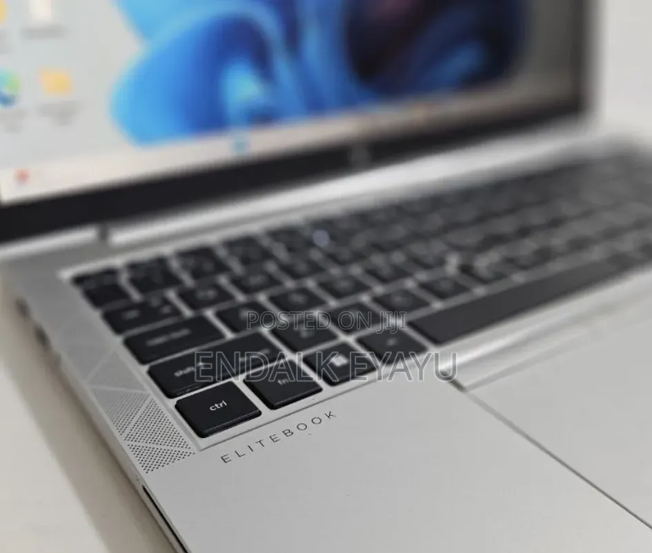 New Laptop HP EliteBook 840 G8 16GB Intel Core i7 SSD 512GB