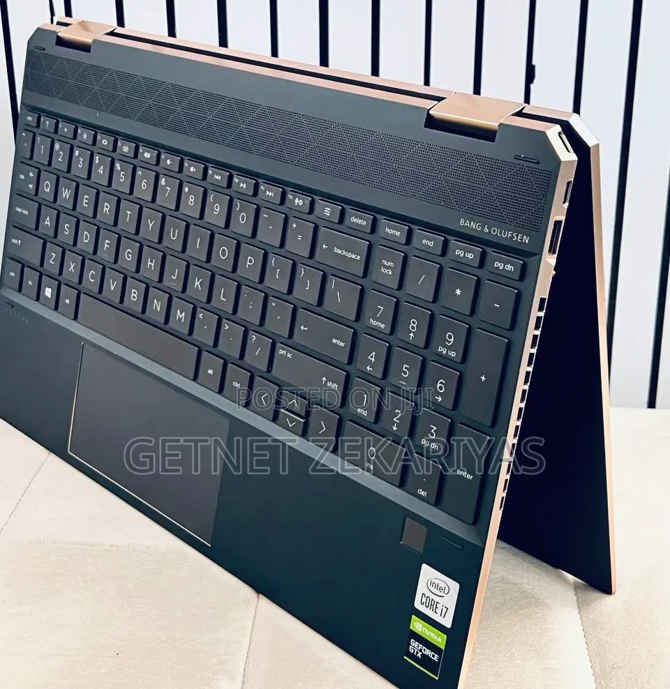 New Laptop HP Spectre 16GB Intel Core i7 SSD 1T