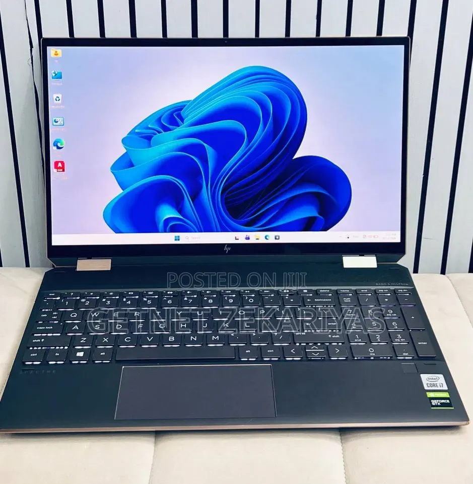 New Laptop HP Spectre 16GB Intel Core i7 SSD 1T
