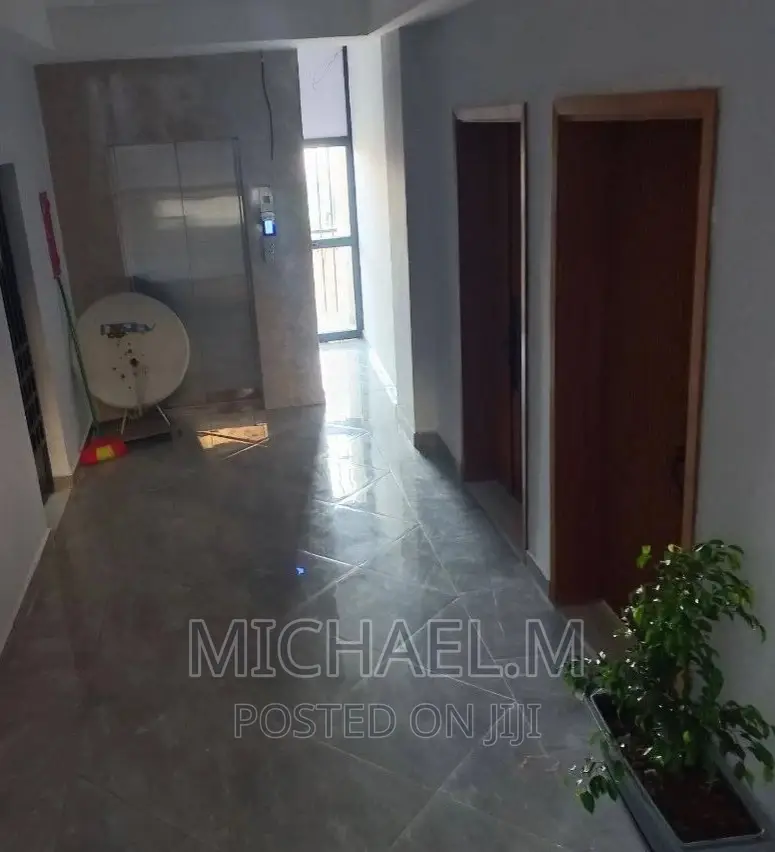 3bdrm Apartment in Soresa, Bole for sale