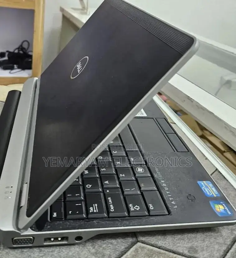 New Laptop Dell Latitude e6230 8GB Intel Core i5 SSD 128GB
