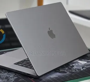 New Laptop Apple MacBook Pro 2023 M2 16GB Apple M2 SSD 1T