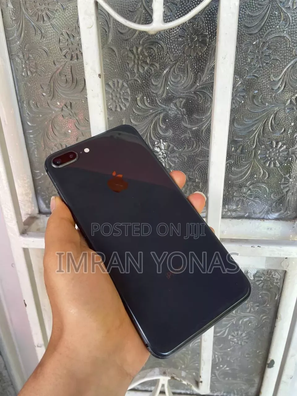 Apple iPhone 8 Plus 64 GB Black