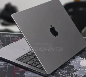 New Laptop Apple MacBook Pro 2024 M4 Pro 24GB Apple M4 Pro SSD 1T