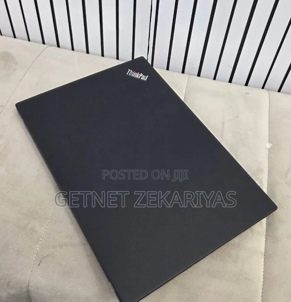 New Laptop Lenovo ThinkPad T14s G4 16GB Intel Core i7 SSD 512GB