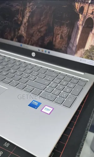 New Laptop HP Stream Notebook 16GB Intel Core 5 SSD 512GB