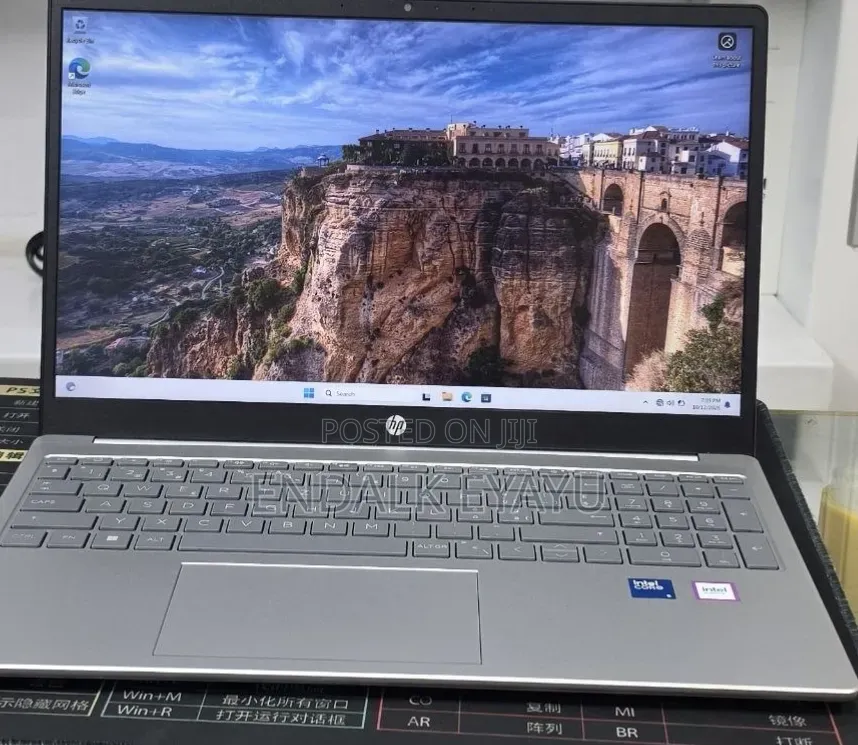 New Laptop HP Stream Notebook 16GB Intel Core 5 SSD 512GB