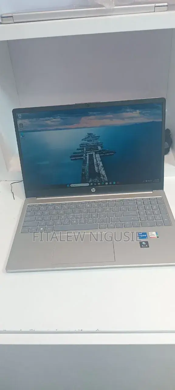 New Laptop HP Stream Notebook 16GB Intel Core i7 SSD 1T