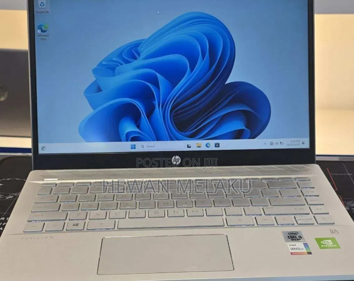 New Laptop HP Pavilion 14 8GB Intel Core i5 SSD 512GB
