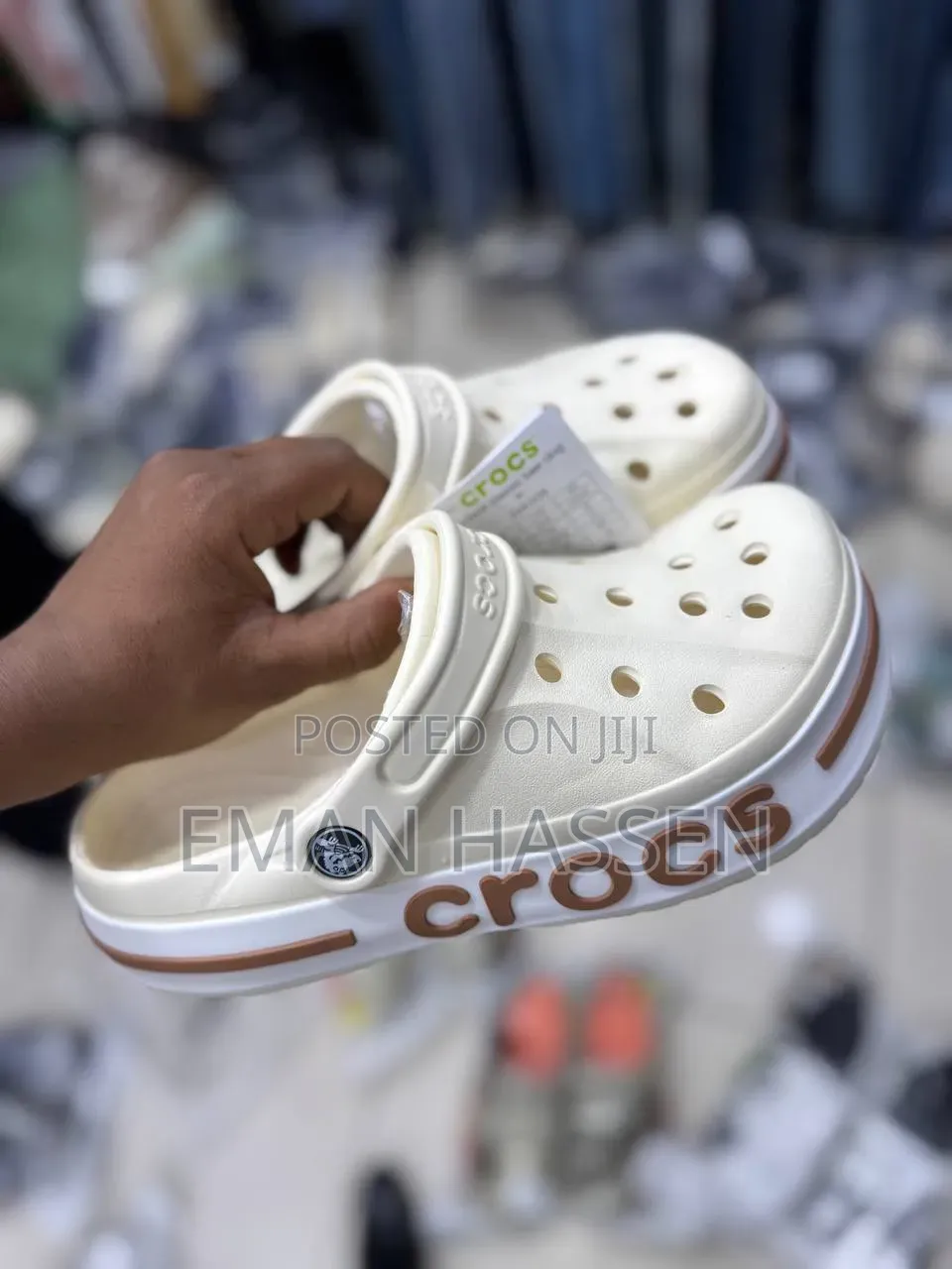 አሪፍ ክፍት ጫማዎች