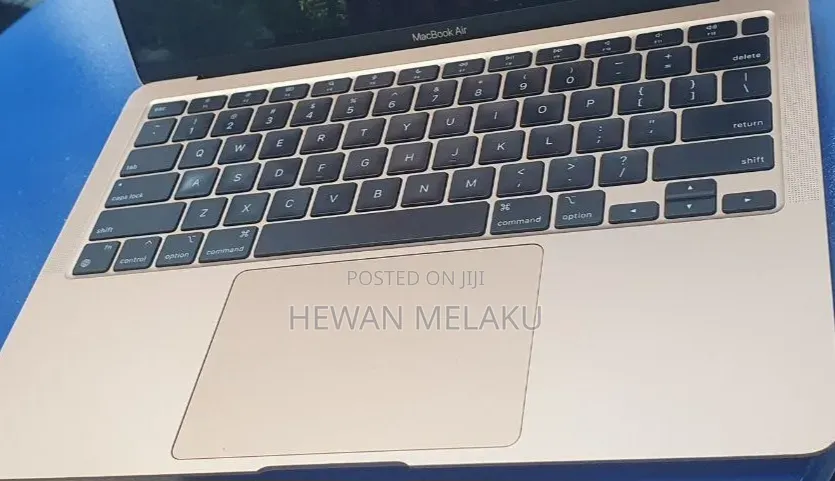 New Laptop Apple MacBook Air 2020 M1 8GB Apple M1 SSD 256GB