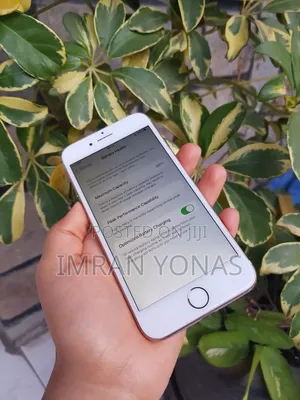 Apple iPhone 8 64 GB White