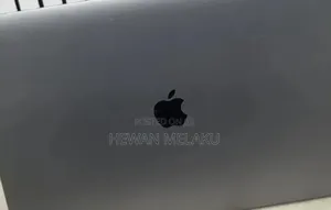 New Laptop Apple MacBook Pro 2019 16GB Intel Core i9 SSD 512GB