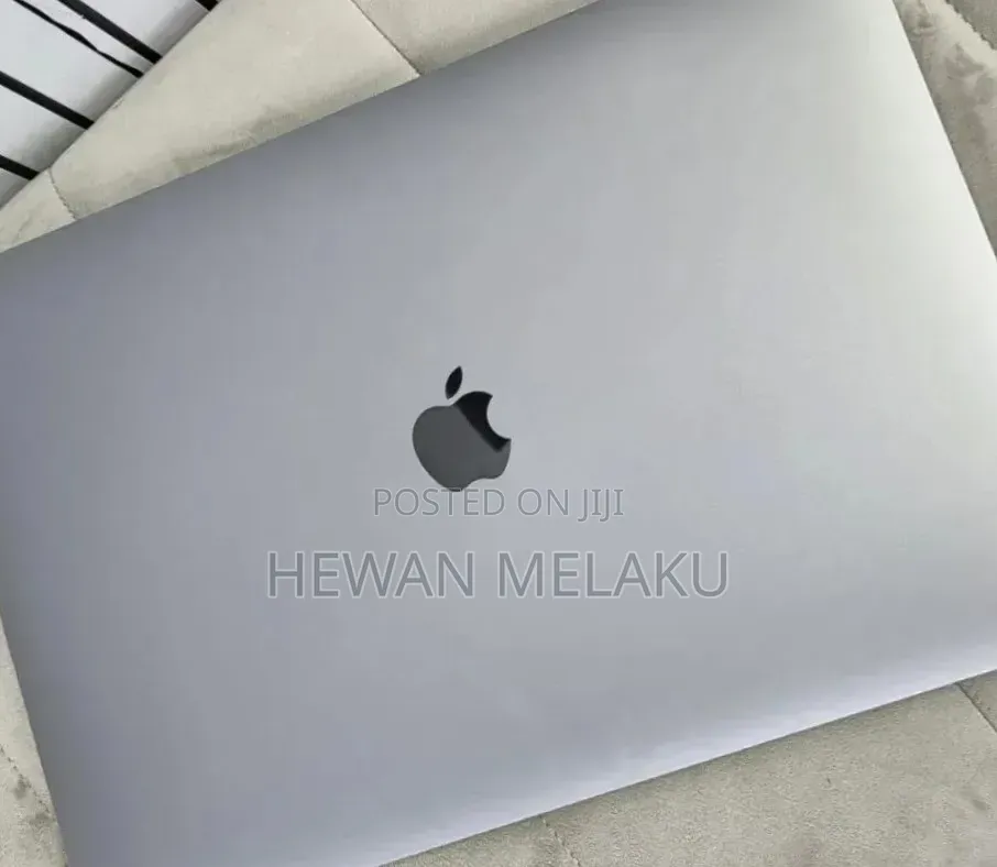 New Laptop Apple MacBook Pro 2019 16GB Intel Core i9 SSD 512GB