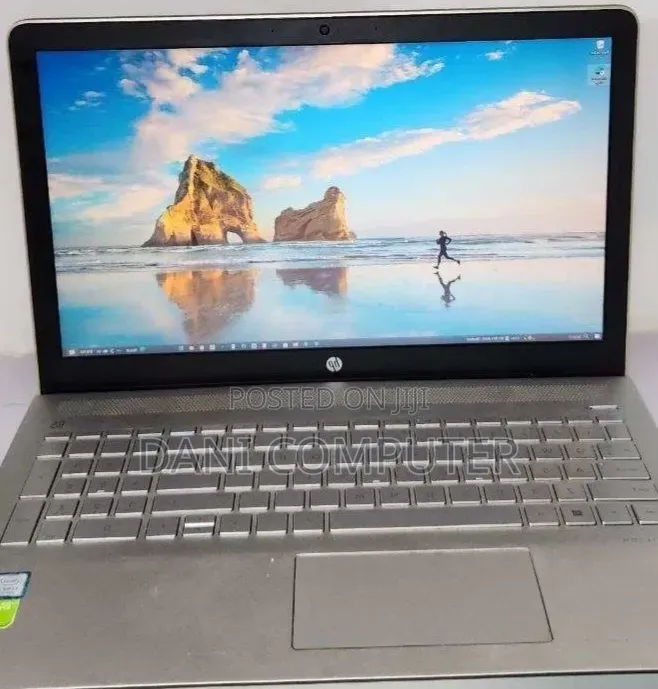 New Laptop HP Pavilion 15 8GB Intel Core i5 SSD 1T