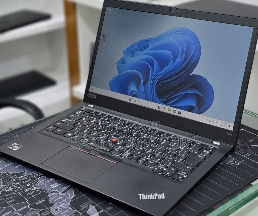 New Laptop Lenovo ThinkPad T14s G4 16GB AMD Ryzen 5 SSD 512GB