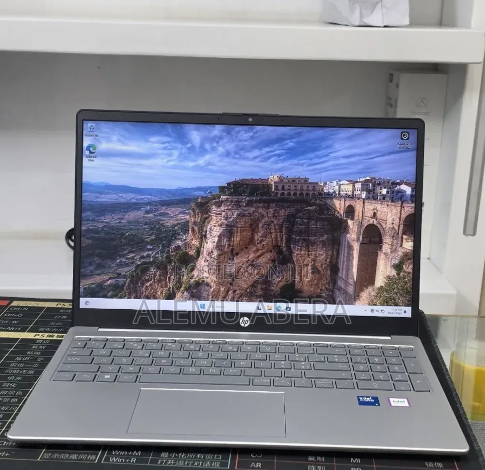 New Laptop HP Stream Notebook 16GB Intel Core 5 SSD 512GB