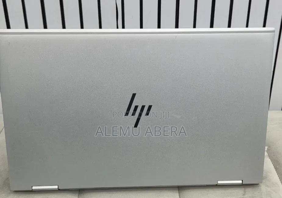 New Laptop HP EliteBook 1040 G8 16GB Intel Core i7 SSD 512GB